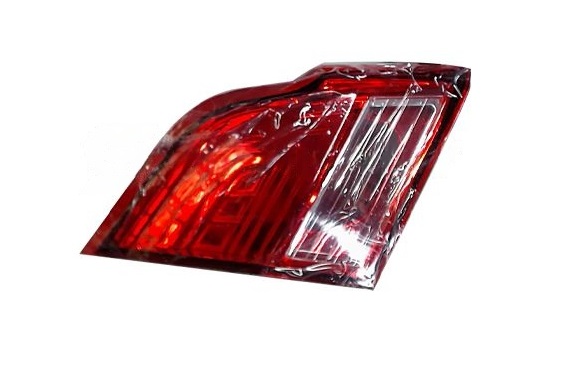 FARO TRASERO INTERNO IZQ.
