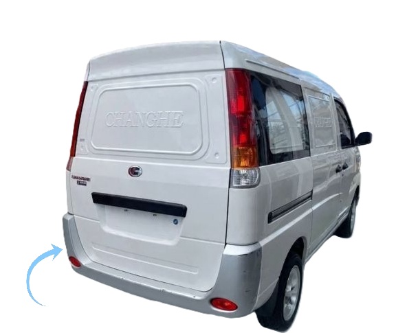 PARAGOLPE TRAS. NEGRO LISO