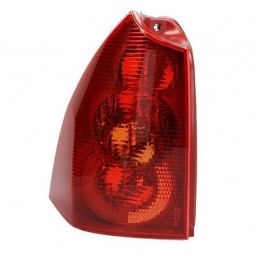 FARO TRASERO IZQ. STATION WAGON 01-06 -TYC-
