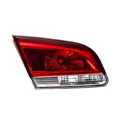 FARO TRASERO INTERNO IZQ.